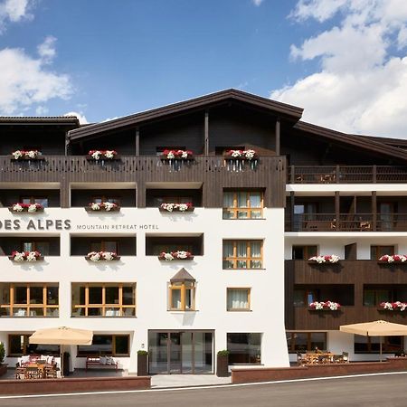 Hotel Des Alpes Stern Exterior foto